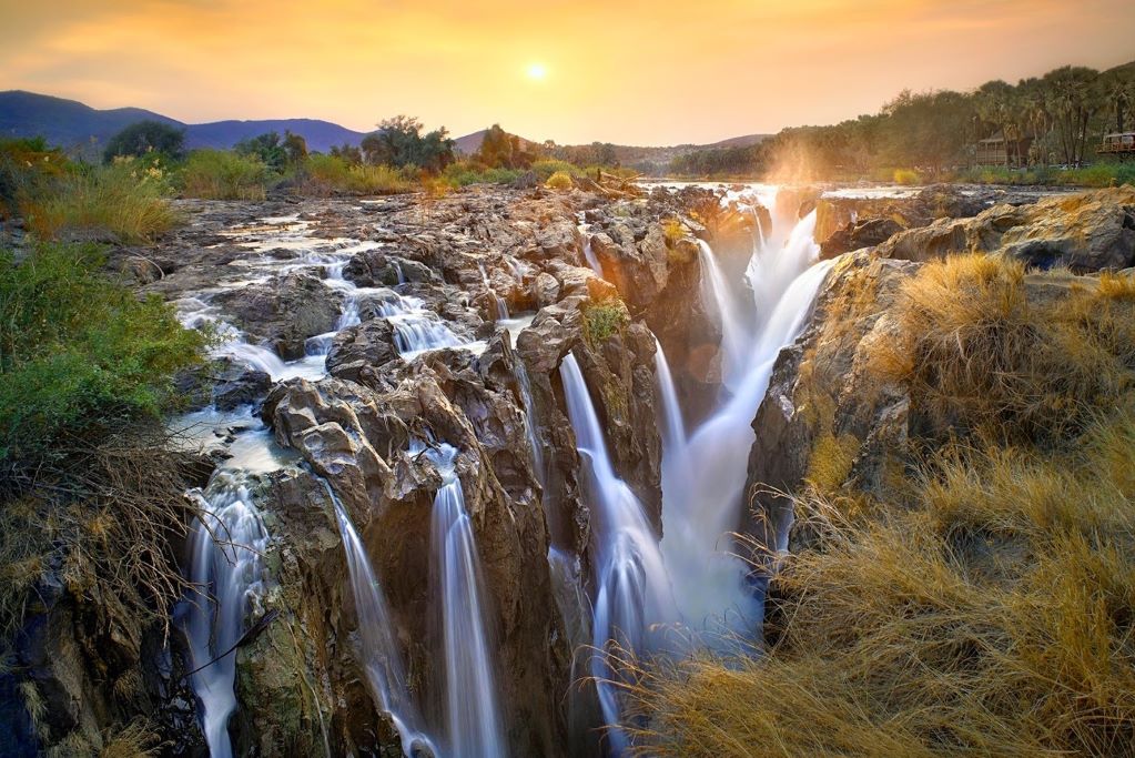Self-Drive Tour Lodges Nature Tribes Great South 22 days and 21 nights with Matakwa Safari.